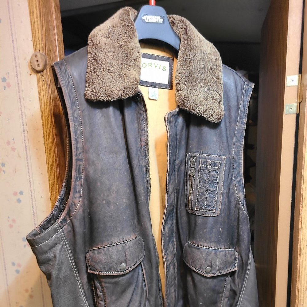 Orvis Leather Vest With Removable Sheepskin Collar, XXL